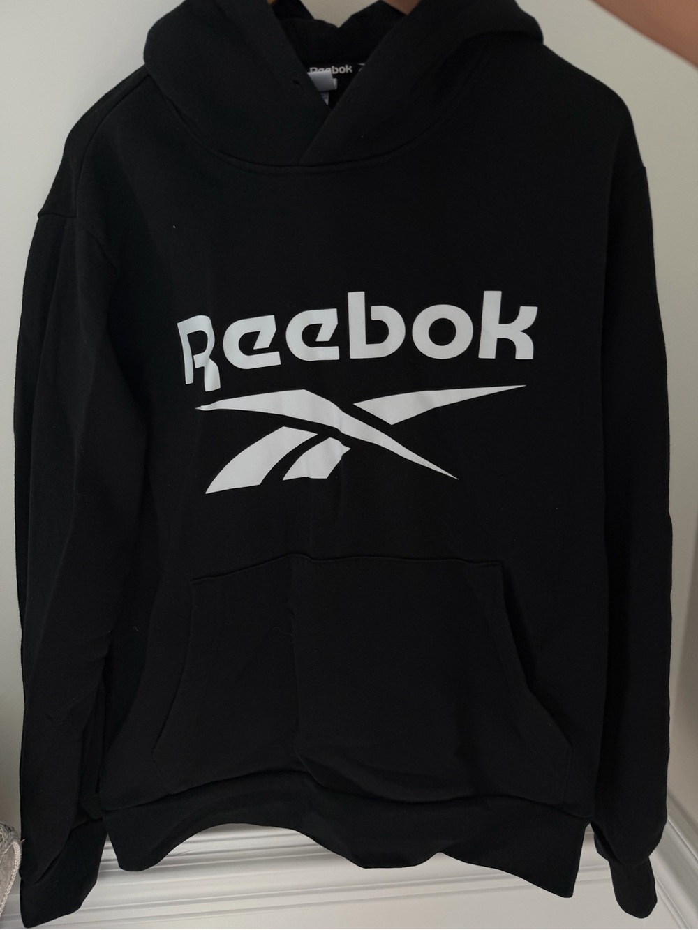 Reebok Men’s Black Hooded Sweater Size M